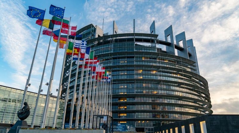 Hackean sitio de internet del Parlamento Europeo