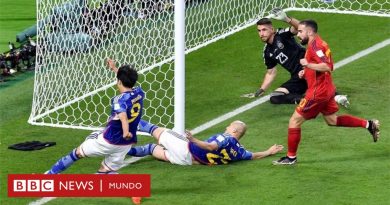 ¿Salió o no del campo? La polémica por el segundo gol de Japón en su victoria sobre España en Qatar 2022 - BBC News Mundo