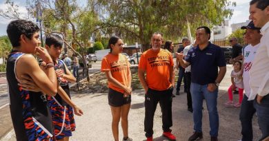 Entrega Nava rehabilitación de parque en Punta Juriquilla