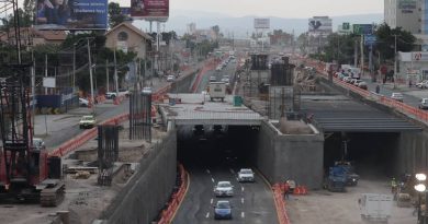 Abren carriles centrales del puente a desnivel en 5 de Febrero