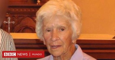 Muere la anciana de 95 años que recibió una descarga eléctrica de un policía en Australia, en un caso que ha causado conmoción en ese país - BBC News Mundo