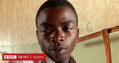 Ataque en una escuela de Uganda: “Me cubrí con la sangre de mis compañeros para sobrevivir” - BBC News Mundo