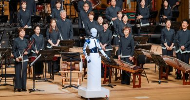 Conoce al robot que dirigió a la Orquesta Nacional de Corea del Sur | Video | CNN