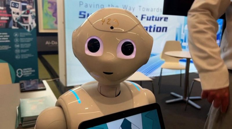 Robots serán los invitados especiales en conferencia tecnológica de la ONU | Video