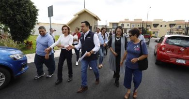 Supervisa Nava mejoramiento de condominios en la Carrillo Puerto