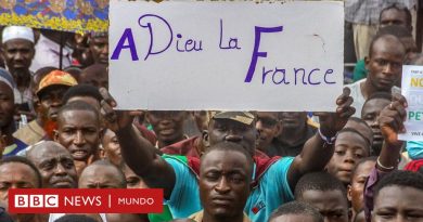 Golpe de Estado en Níger: qué papel tiene el resentimiento contra Francia en la ola de golpes militares en África occidental - BBC News Mundo