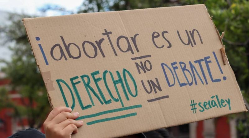 Necesario debatir despenalización del aborto en Querétaro