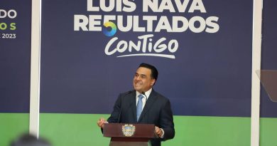 Ahora elogia Acción Nacional a Luis Nava