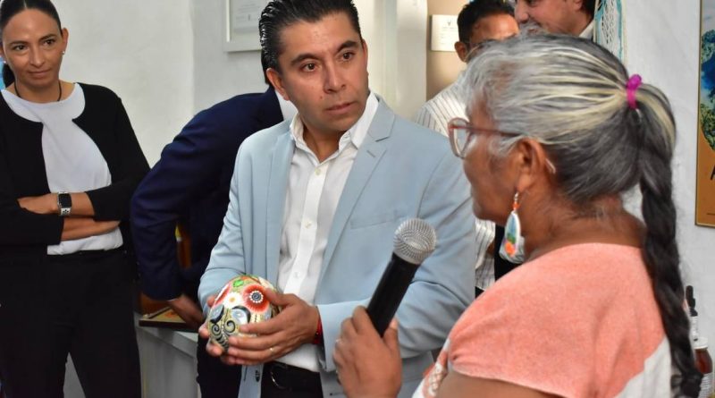 Corregidora llega a Punto México para impulsar a artesanos locales
