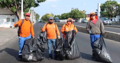 Jornada maratónica de empleados de limpia