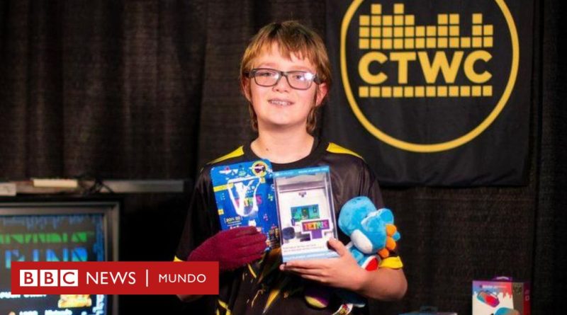 Tetris: el niño de 13 años que se convirtió en el primer humano en vencer al famoso juego  - BBC News Mundo