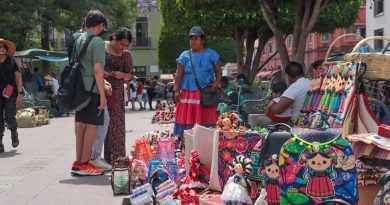 Esperan que 75 mil turistas visiten Querétaro este fin de semana largo
