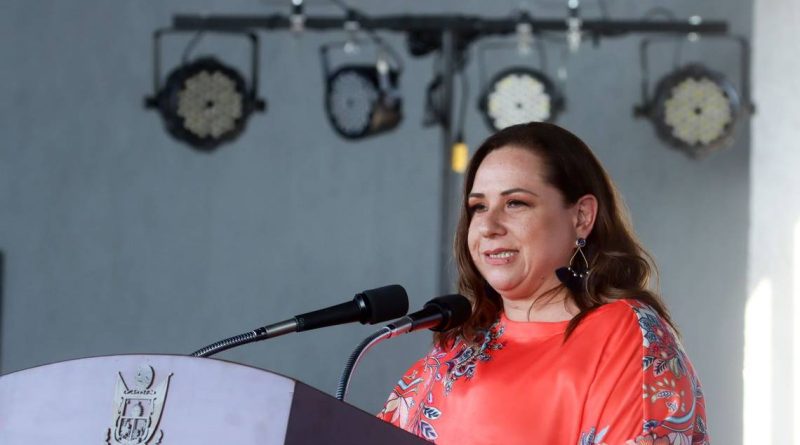 Renuncia Ginette Amieva a Comunicación Social del estado