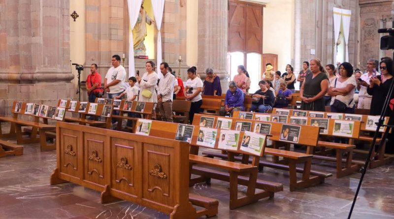 Madres de personas desaparecidas conmemoran su día con misa