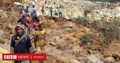 Papúa Nueva Guinea: las imágenes del deslizamiento de tierra que dejó al menos 2.000 personas enterradas  - BBC News Mundo